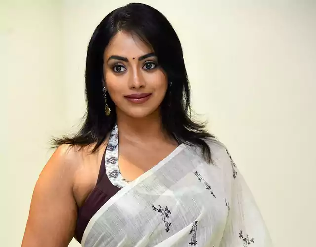 Kamakshi Bhaskarla  Pics